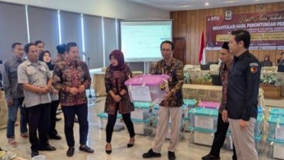 Harno-Hanies dan Luthfi-Yasin Unggul Hasil Rekap KPU Rembang