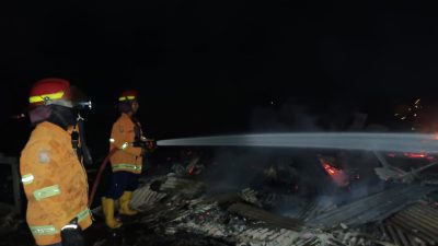 Kebakaran Hebat di Desa Pasar Banggi, Kerugian Capai Ratusan Juta Rupiah