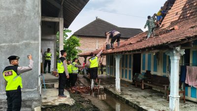 Puting Beliung Terjang Desa Gebang Pati, Puluhan Rumah Warga Terdampak