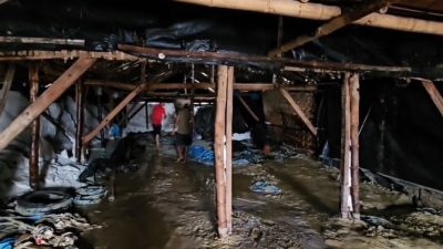Banjir Parah di Batangan, Produksi Garam di Ketitang Wetan Lumpuh Total